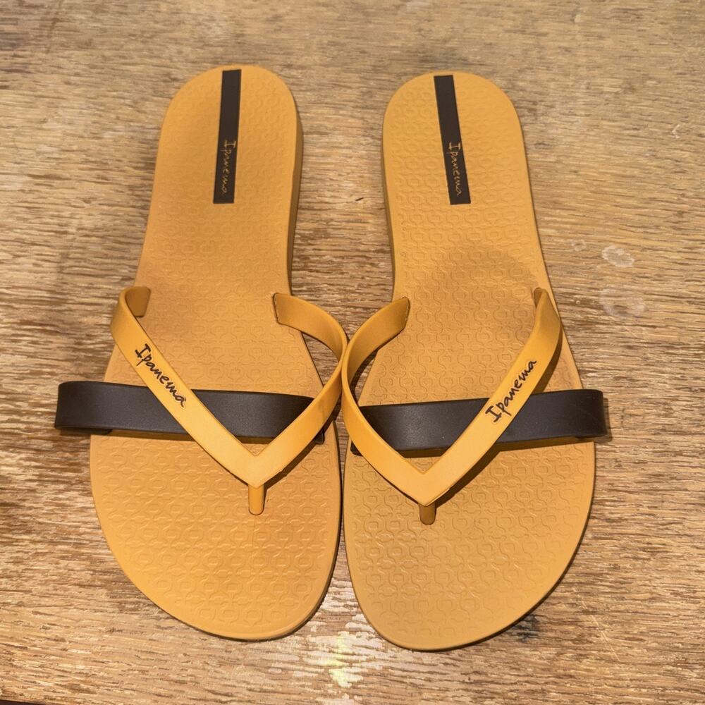 Ipanema Yellow Brown Flip Flop Sandals Womens Thong Slides Beach Casual Vacation